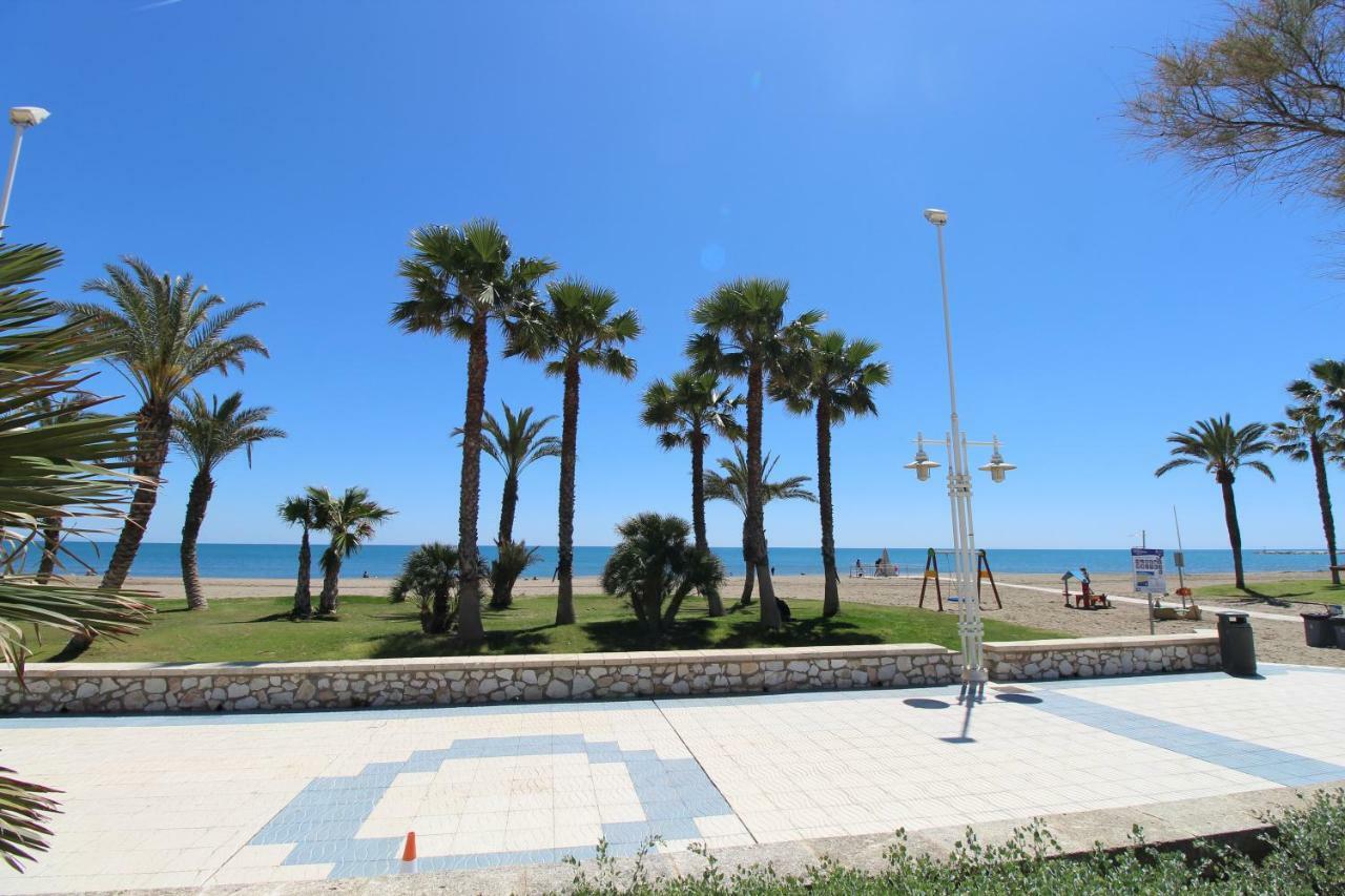 Hotel Playa De La Misericordia Málaga Exterior foto